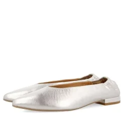 Gioseppo Fiesta<Bailarinas De Piel Plata Con Punta En Punta Y Tacon Con Volantes Para Mujer Guatay