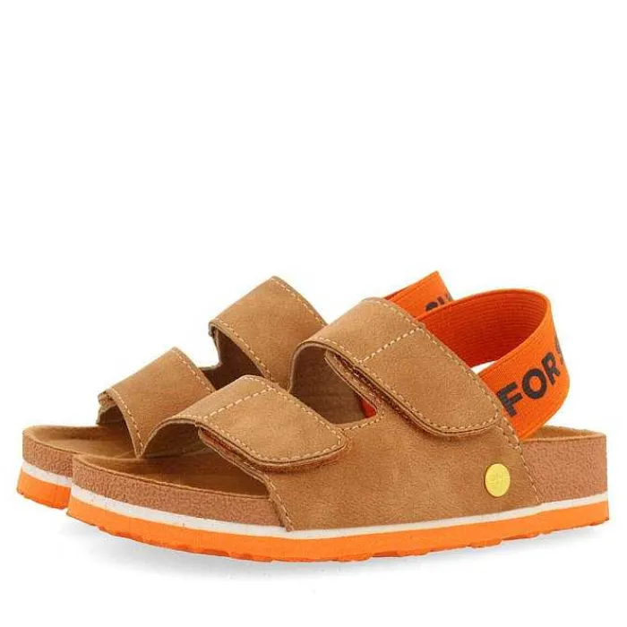 Gioseppo Niños |Chancletas<Sandalias Courgis Para Nino Con Plantilla Color Canela Y Detalles En Naranja Y Texto