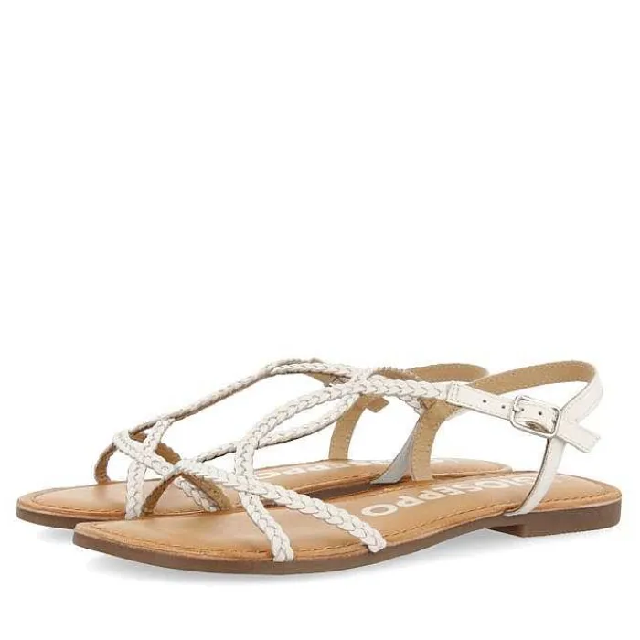 Gioseppo Sandalias Planas<Sandalias De Mujer Nioaque Blancas Con Tiras Finas Trenzadas