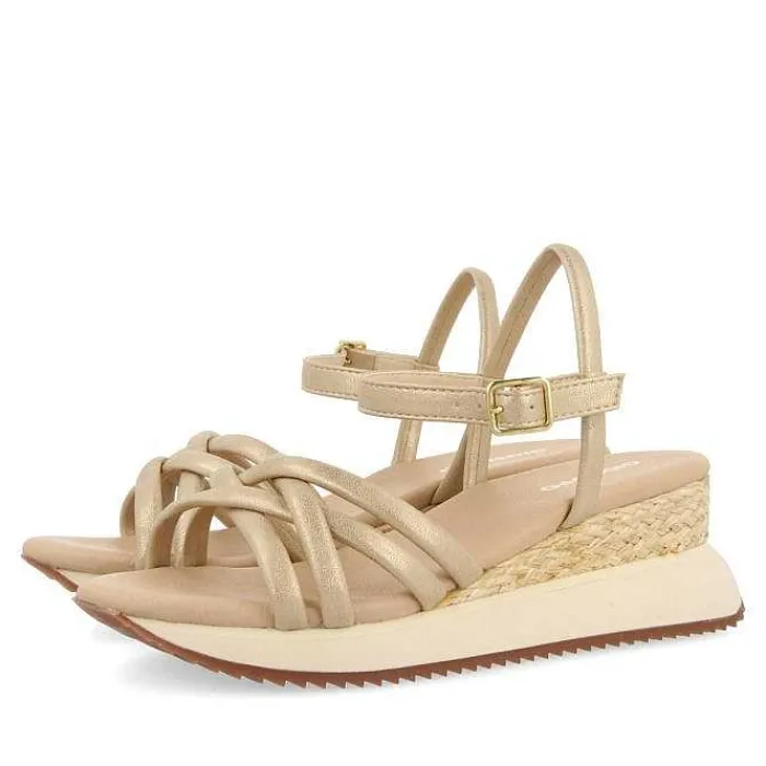 Gioseppo Sandalias Deportivas<Sandalias Dorada Con Cuña Y Tirantes Tubulares Para Mujer Permet