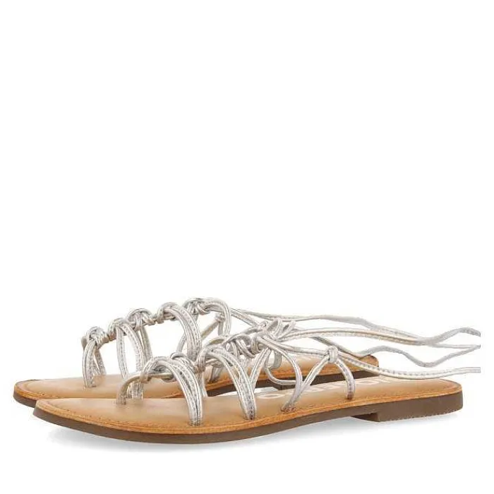 Gioseppo Sandalias Planas<Sandalias Planas De Mujer Kern De Piel Plateada Con Tiras Finas Y Nudos Decorativos